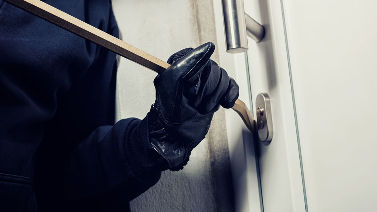 Protect your apartment from break-ins